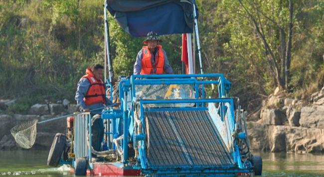 8人兩船，如何守護(hù)9公里黃河碧波？